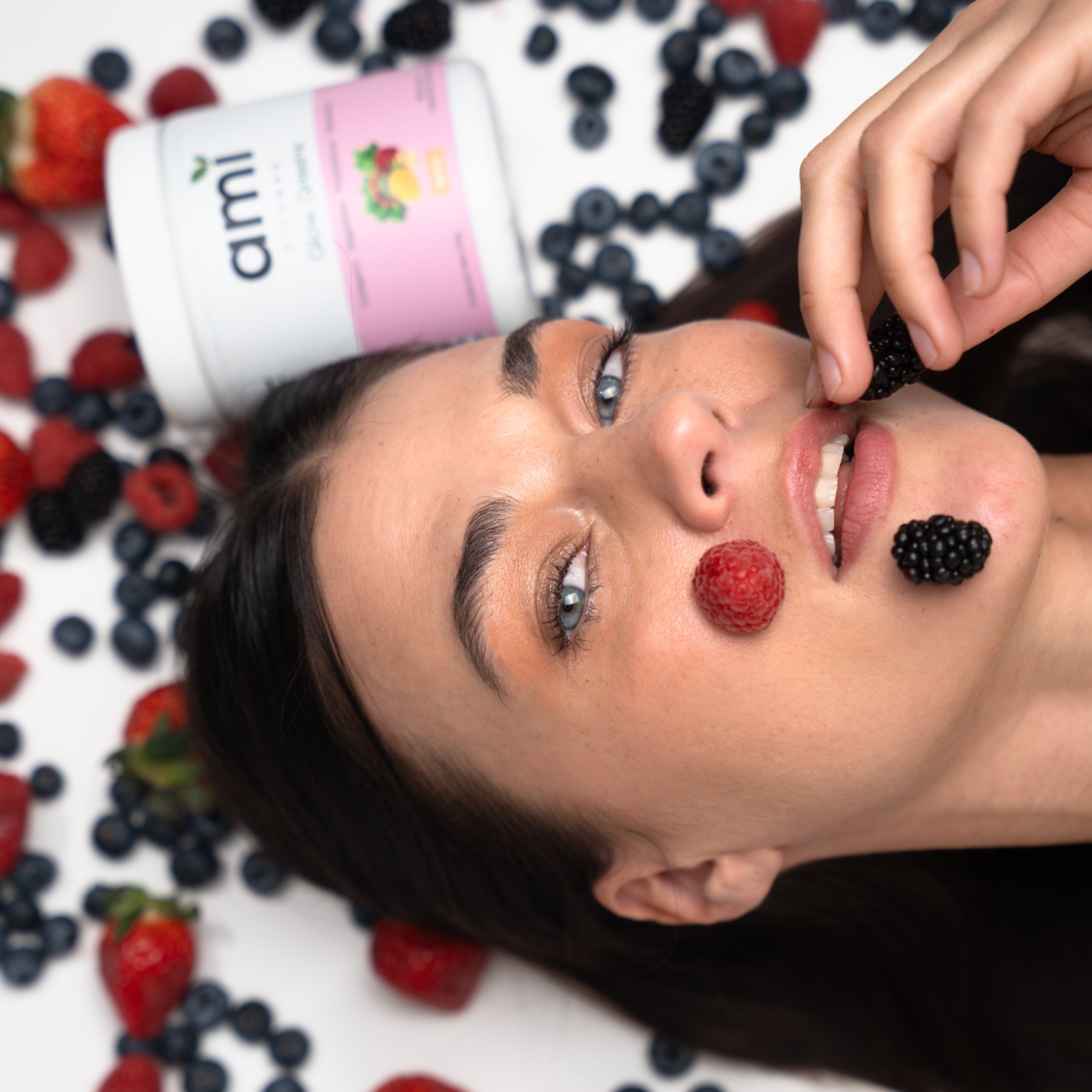 Ami Glow Greens Frutos Rojos